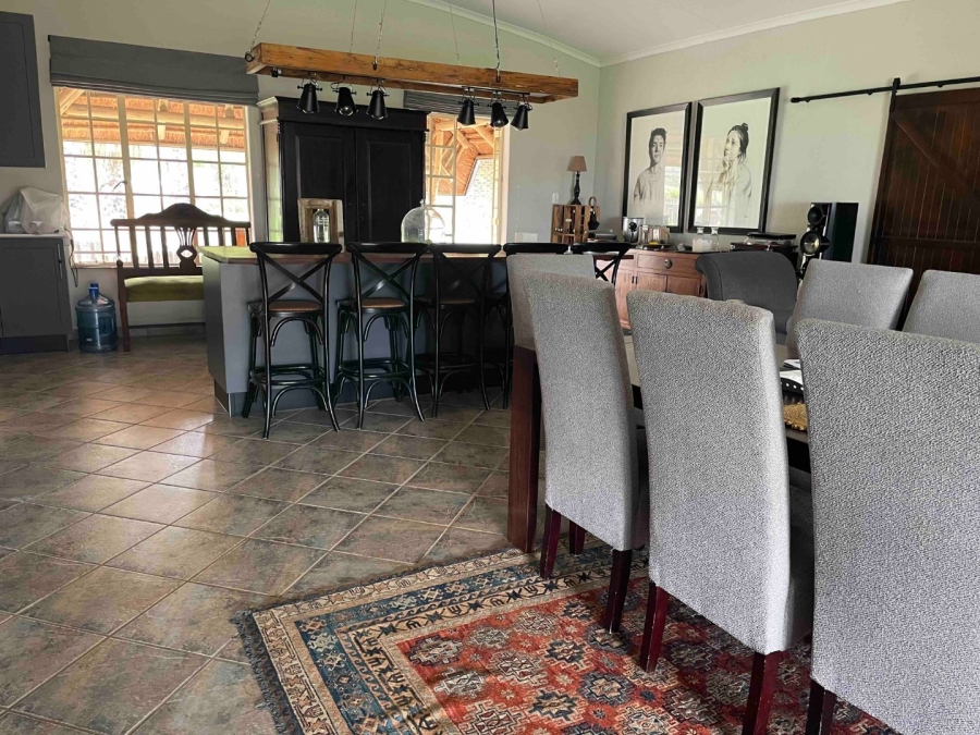 5 Bedroom Property for Sale in Oranjeville Free State